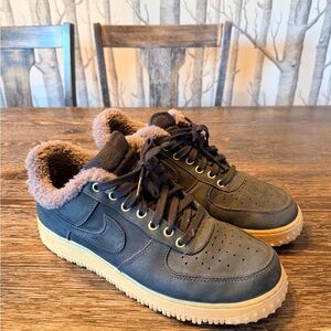 Men's Black and Tan Sherpa Sneakers